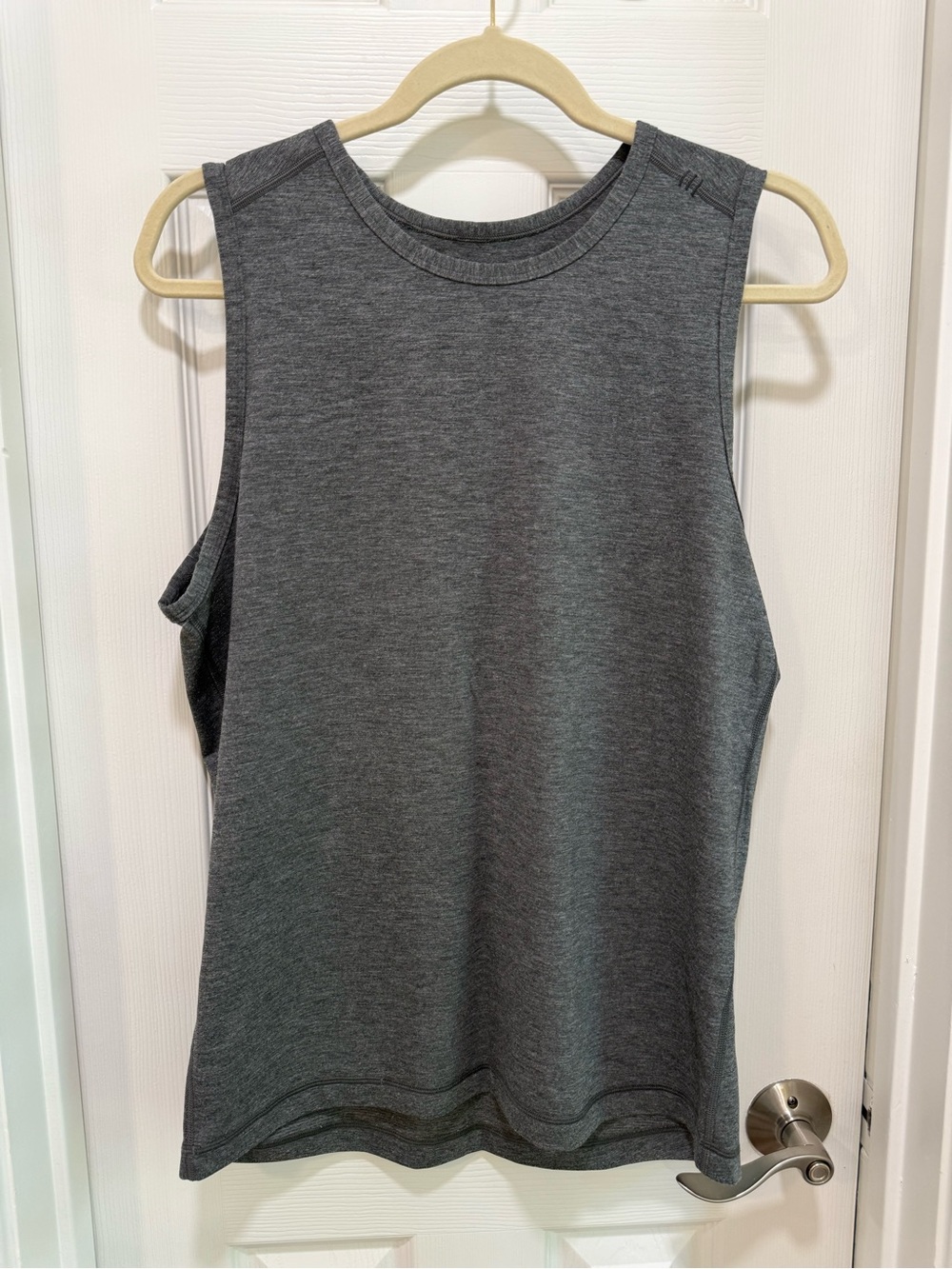 Lululemon Men’s Grey Sleeveless Running Training Tank Top Size M